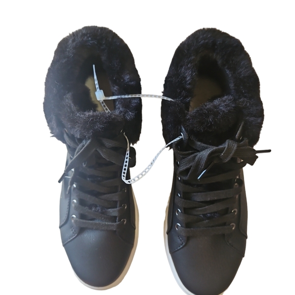 KOOLABURRA BY UGG Women Sundell Fuzz Chukka Sneaker Size 6/7.5/8 - Picture 6 of 12